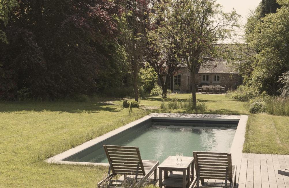 Domaine Sur Les Sarts Hotel Ohey Exterior photo